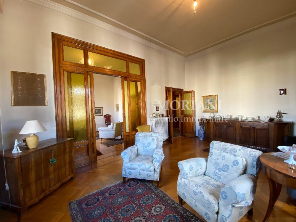 PIAZZA DELLA VITTORIA - SALA