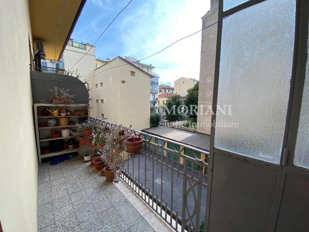 PIAZZA DELLA VITTORIA - BALCONE