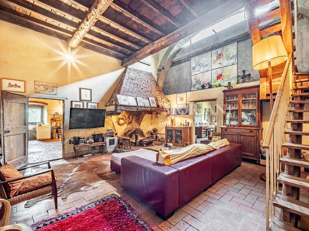 PODERE IL PERACCIO - SOGGIORNO CON CAMINETTO