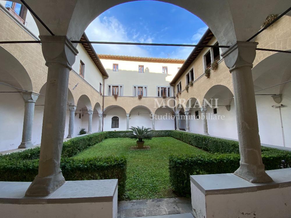 Paradiso - Chiostro interno