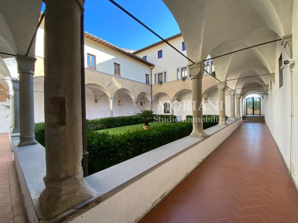 Paradiso - Chiostro interno