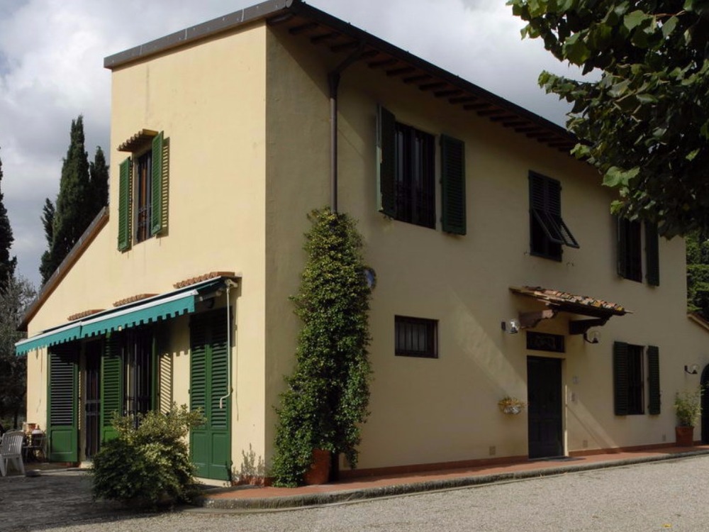 VILLA - VILLA