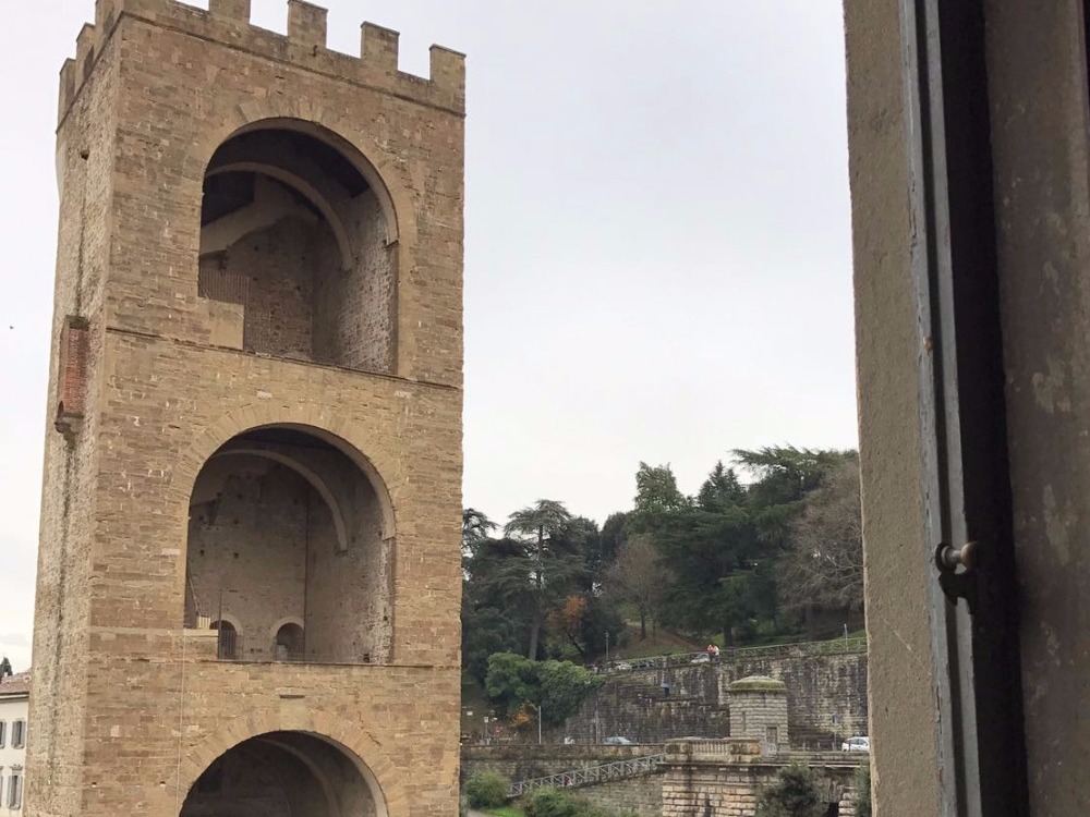 Piazza Poggi - Vista Torre San Niccolò