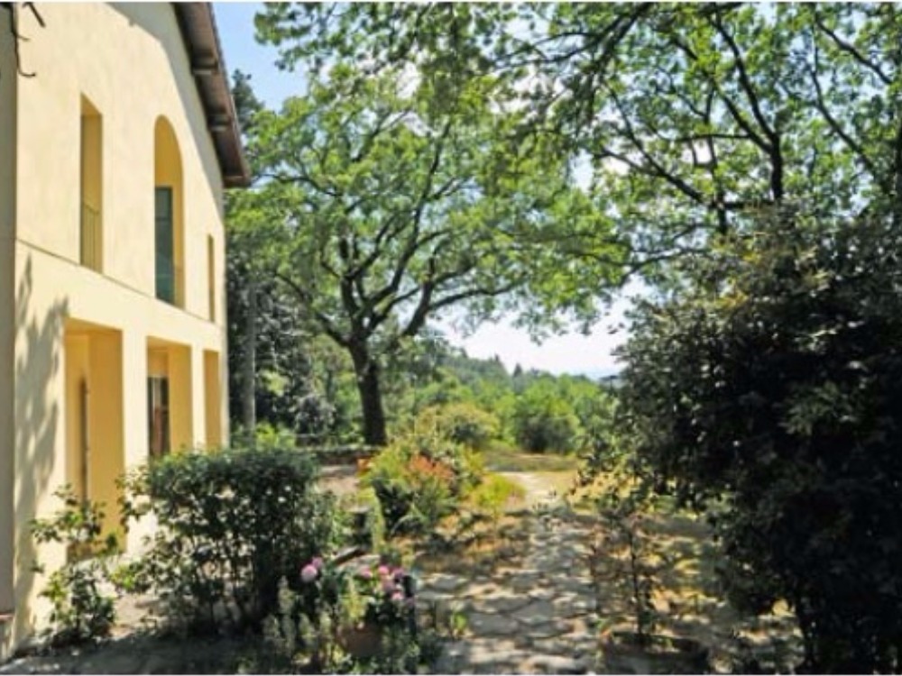 Fiesole Bosconi - Facciata sul lato occidentale
