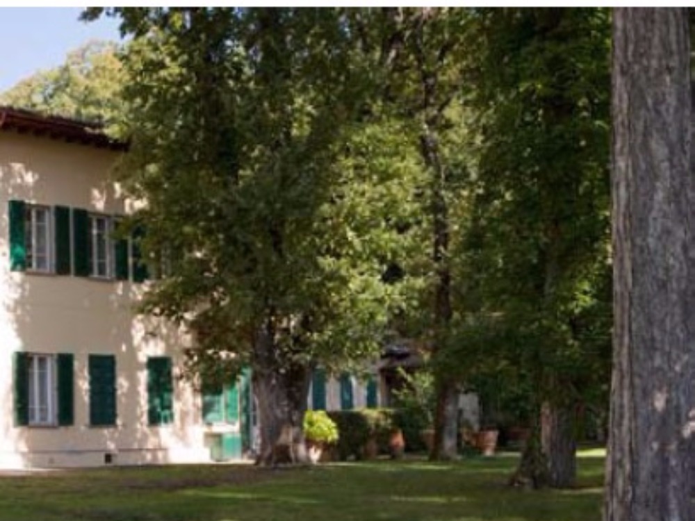 Fiesole porzione Villa piano terreno - Facciata sul prato